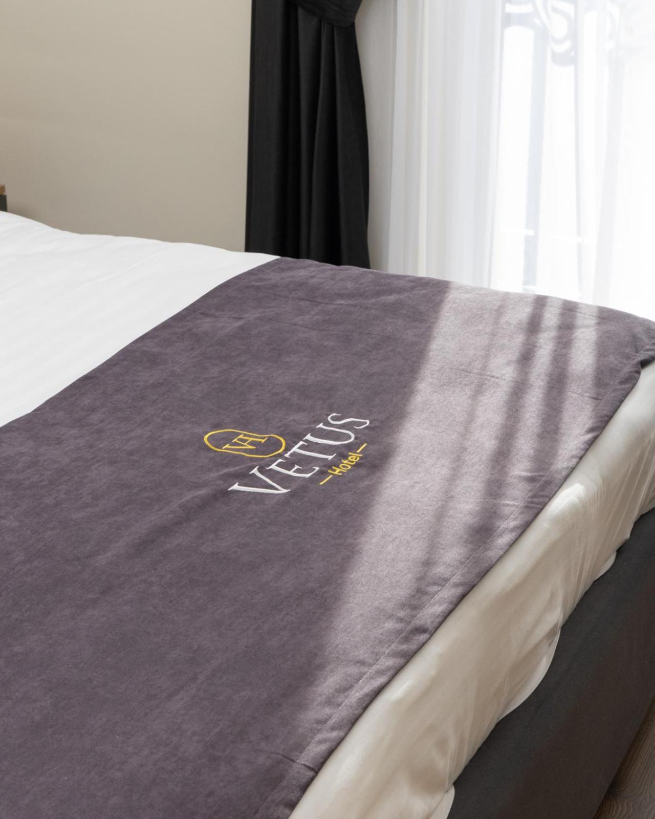 Vetus Hotel พริสตีนา ภายนอก รูปภาพ